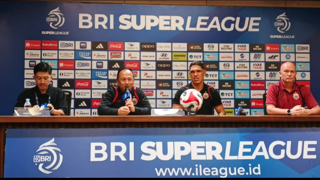 Petik Pelajaran Berharga Usai Tumbang dari Semen Padang, Persija Jakarta Ogah Remehkan Bhayangkara FC
            - galeri foto