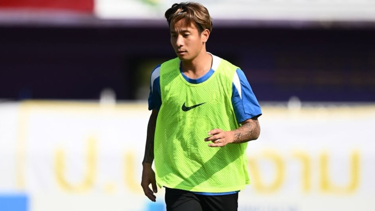 Bisa Dilirik Timnas Indonesia, Pemain Keturunan Jawa Ini Bawa Klub Kasta Teratas Thailand Pesta Gol di Laga Debut
            - galeri foto