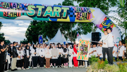 Jalan Santai Batfest Diikuti 30 Ribu Peserta, Hadiah 200 Paket Umrah dan Puluhan Motor