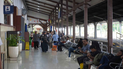 Libur Nataru, 252 Ribu Penumpang Padati Stasiun KAI di Wilayah Tapal Kuda