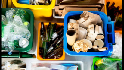 Mengelola Sampah dari Rumah: Peran Bank Sampah dalam Memperkuat Lingkungan dan Warga Perkotaan