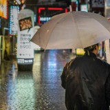 Malam Tahun Baru 2026 Diguyur Hujan? Rayakan di Rumah Tetap Asyik dengan 7 Ide Seru Ini