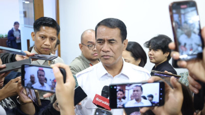 Pacu Hilirisasi Ayam Terintegrasi di Sulawesi, Mentan Harap BUMN Jamin Harga Day Old Chick hingga Pakannya: Ini Program Presiden!