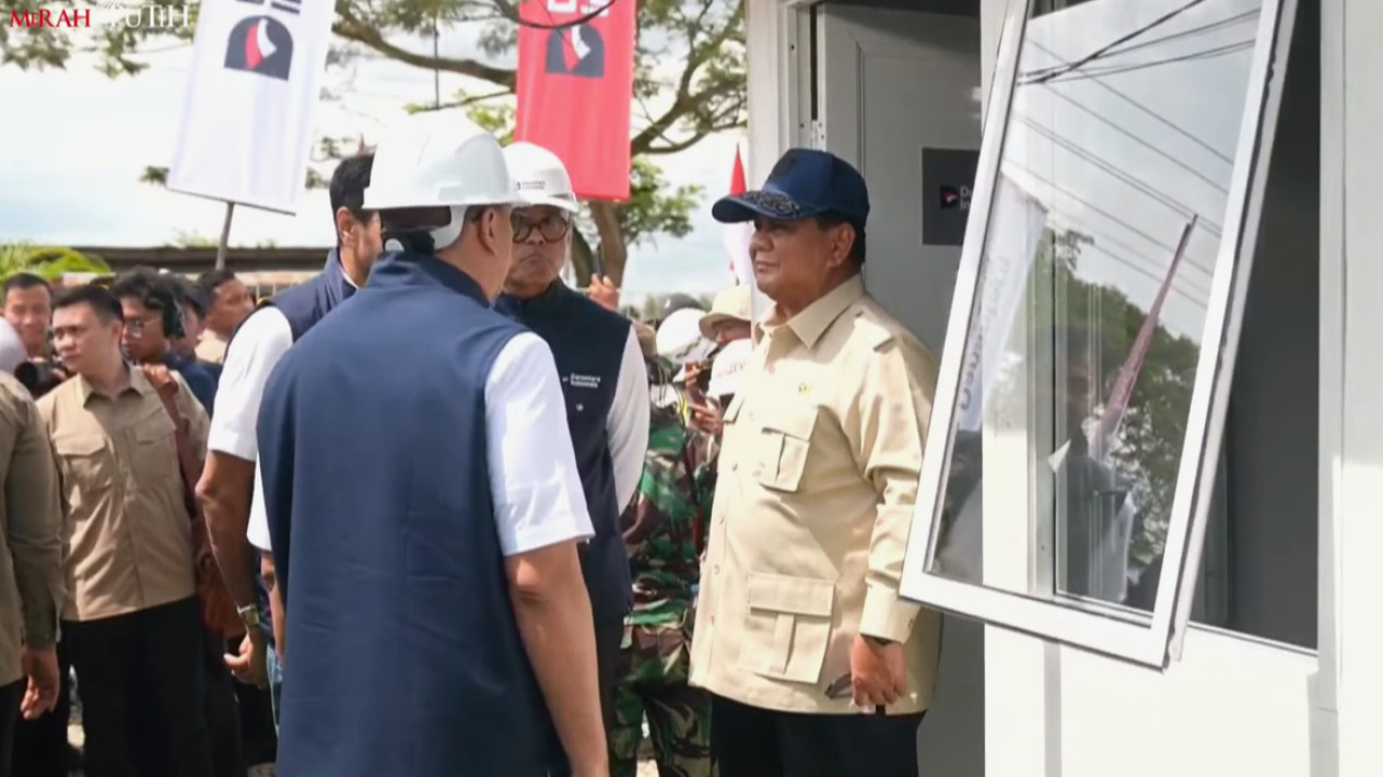Awali 2026 dari Lokasi Bencana, Prabowo Tinjau Hunian untuk Korban Banjir di Aceh Tamiang
            - galeri foto