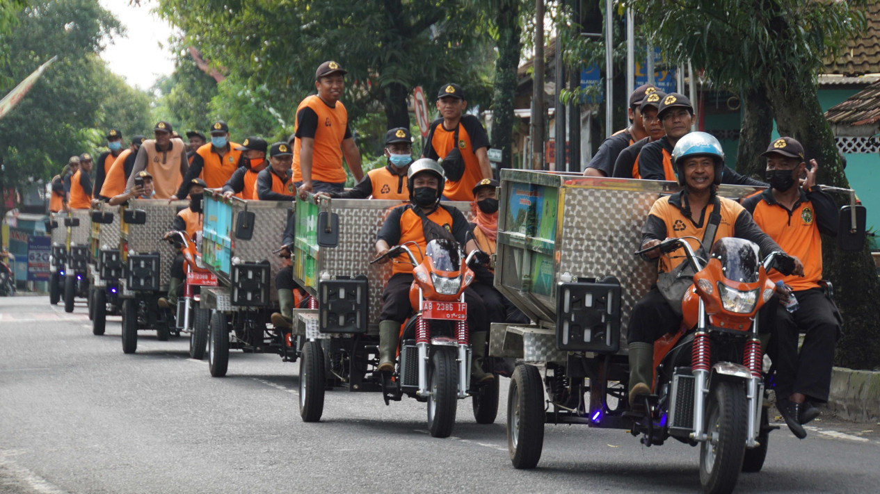 30 Ton Sampah Dihasilkan Warga dan Wisatawan saat Malam Tahun Baru di Yogyakarta
            - galeri foto