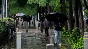 Langkah Cepat Atasi Gatal karena Terkena Air Genangan saat Hujan