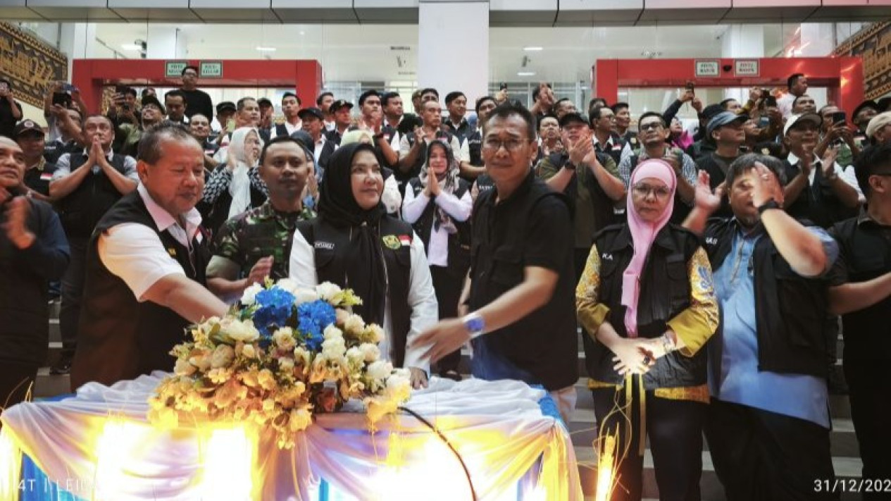 Perusahaan Wajib Terapkan UMK yang Ditetapkan
            - galeri foto