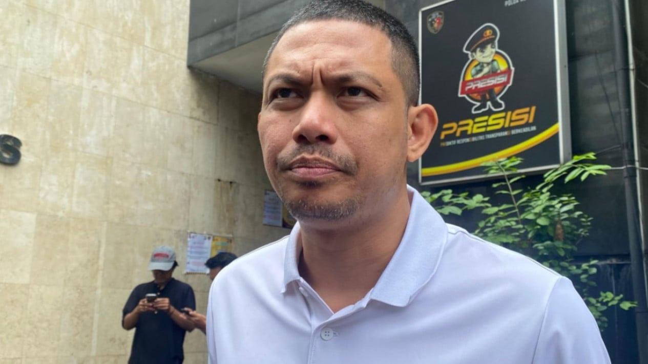 Teror Molotov ke Rumah DJ Donny, Badan Komunikasi Pemerintah Dorong Proses Hukum
            - galeri foto