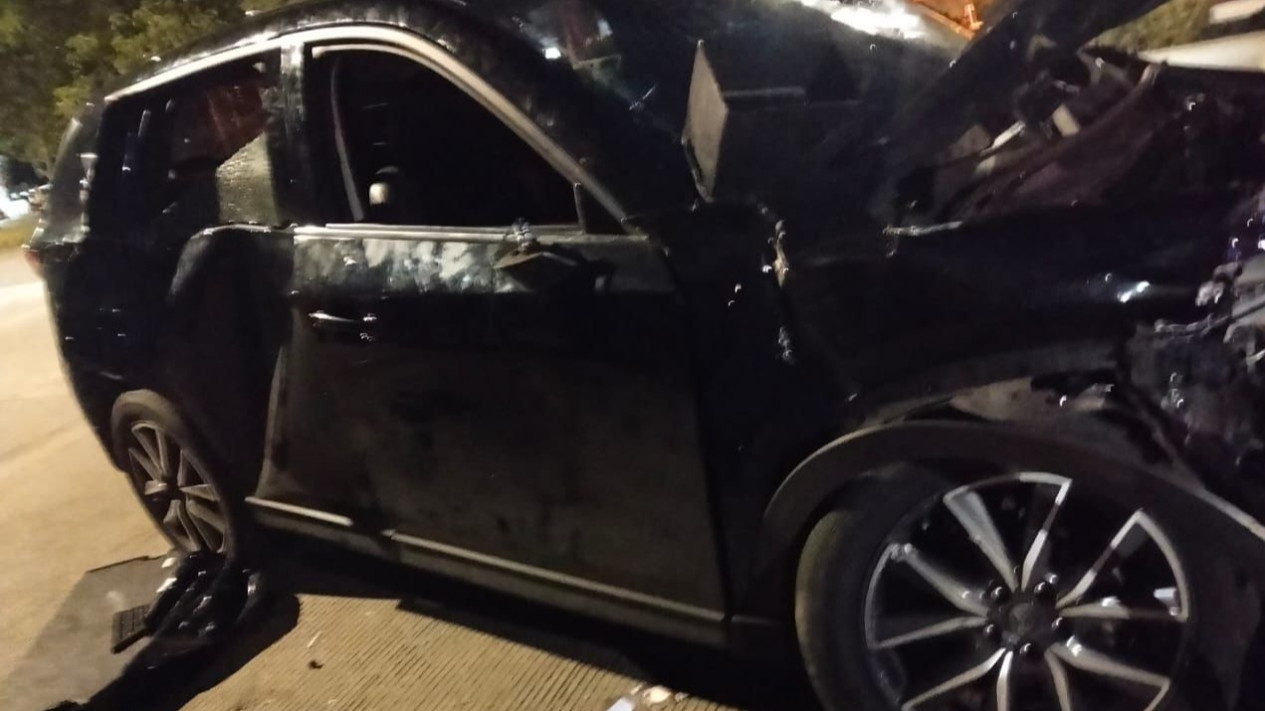 Polisi Ungkap Fakta Baru: Pengemudi Mazda CX-5 yang Tabrak Kereta Bukan Penabrak yang Tewaskan Pemotor dan Pejalan Kaki di Jakut
            - galeri foto