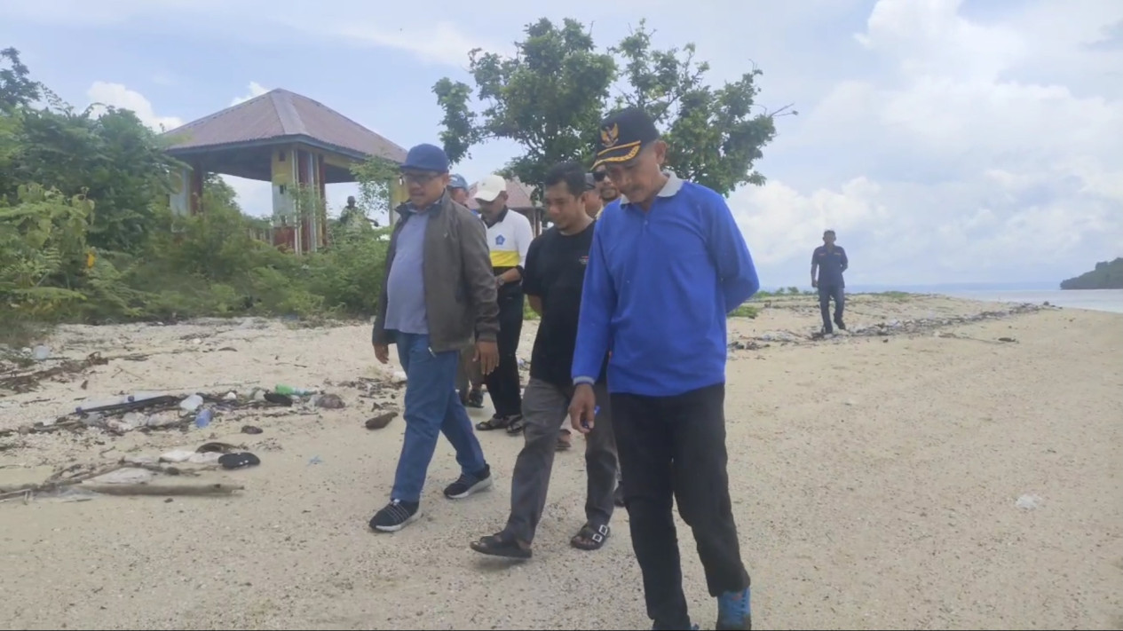Respons Wakil Bupati Buton Soal Pulau Pendek Viral Dijual di Situs Online
            - galeri foto