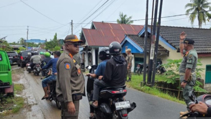 Warga Dilarang Minta Sumbangan di Lokasi Banjir