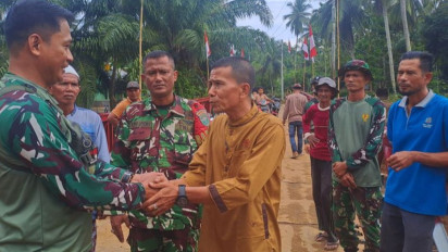 TNI AD dan Kementerian PU Rampungkan Jembatan Bailey di Aceh Utara