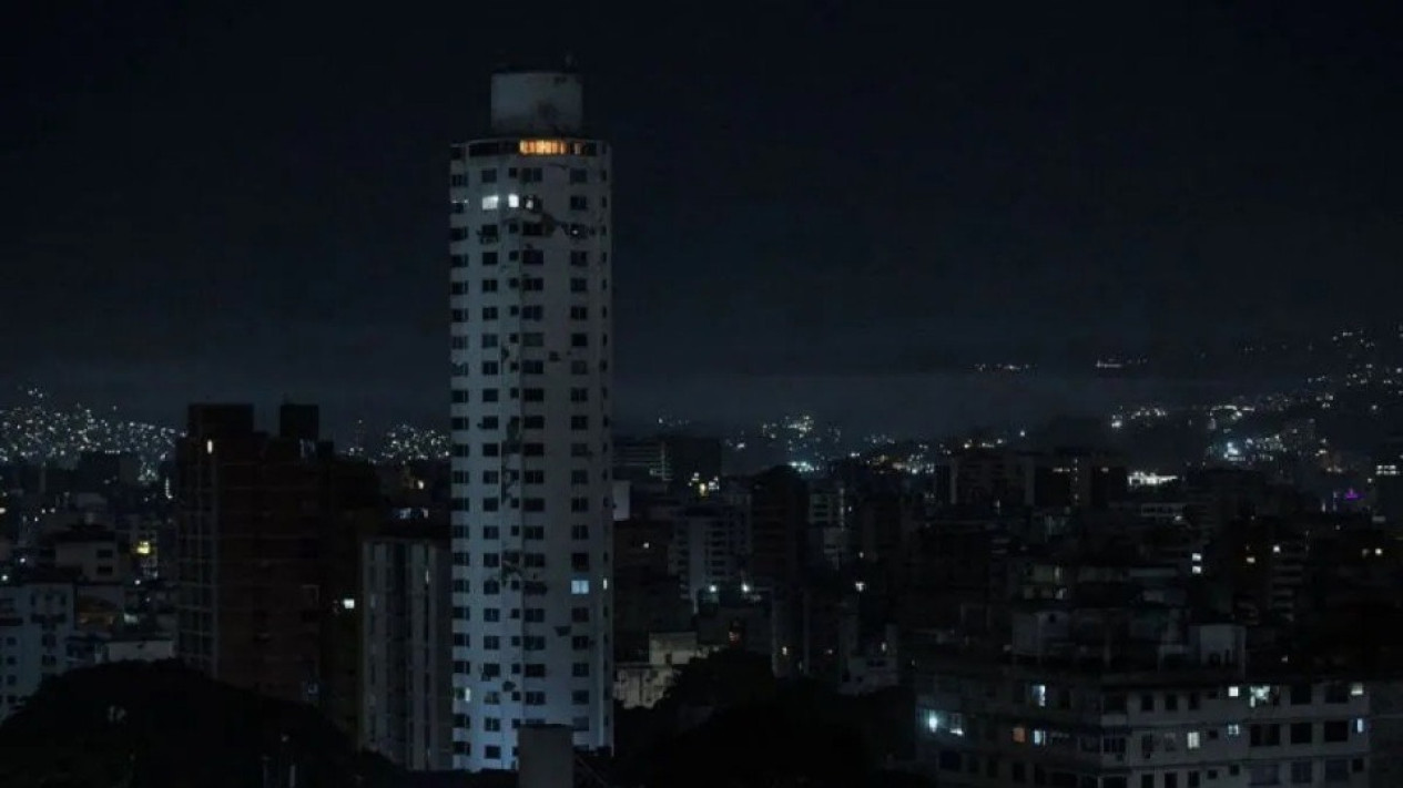 DPR Minta Pemerintah Siapkan Opsi Pemulangan WNI Lebih Dini di Tengah Gejolak Venezuela-AS
            - galeri foto