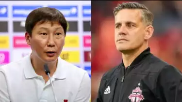 Pelatih Vietnam Kim Sang-sik dan pelatih baru Timnas Indonesia John Herdman