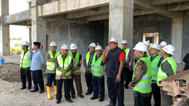 Mendikdasmen Tinjau Dapur MBG dan Progres Pembangunan Lokasi Muktamar 2027 di Kampus 4 UMSU 