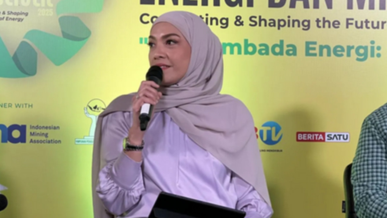 Kementerian ESDM Genjot Produksi Minyak Nasional, Dwi Anggia: Sebagai Antisipasi Situasi Venezuela
            - galeri foto