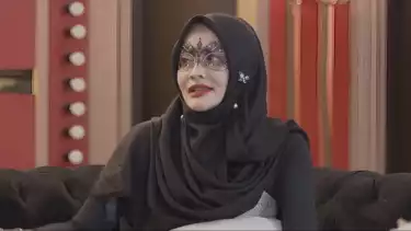 Doktif alias Samira Farahnaz