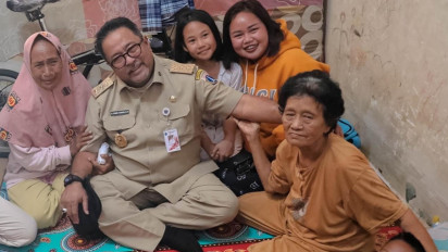 Jenguk Siswa Korban Kecelakaan Mobil MBG, Wagub Jakarta Usul Weuren Kembali Dirawat Sampai Sembuh Total