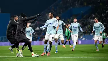 Skuad Juventus rayakan gol Jonathan David