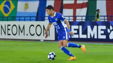 Bek Persib Bandung Federico Barba