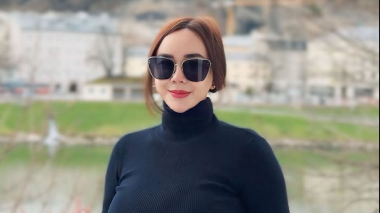 Lirik Lagu Jangan Bilang Siapa Siapa - Aura Kasih, Rilis 2020 Kini Viral di TikTok
            - galeri foto