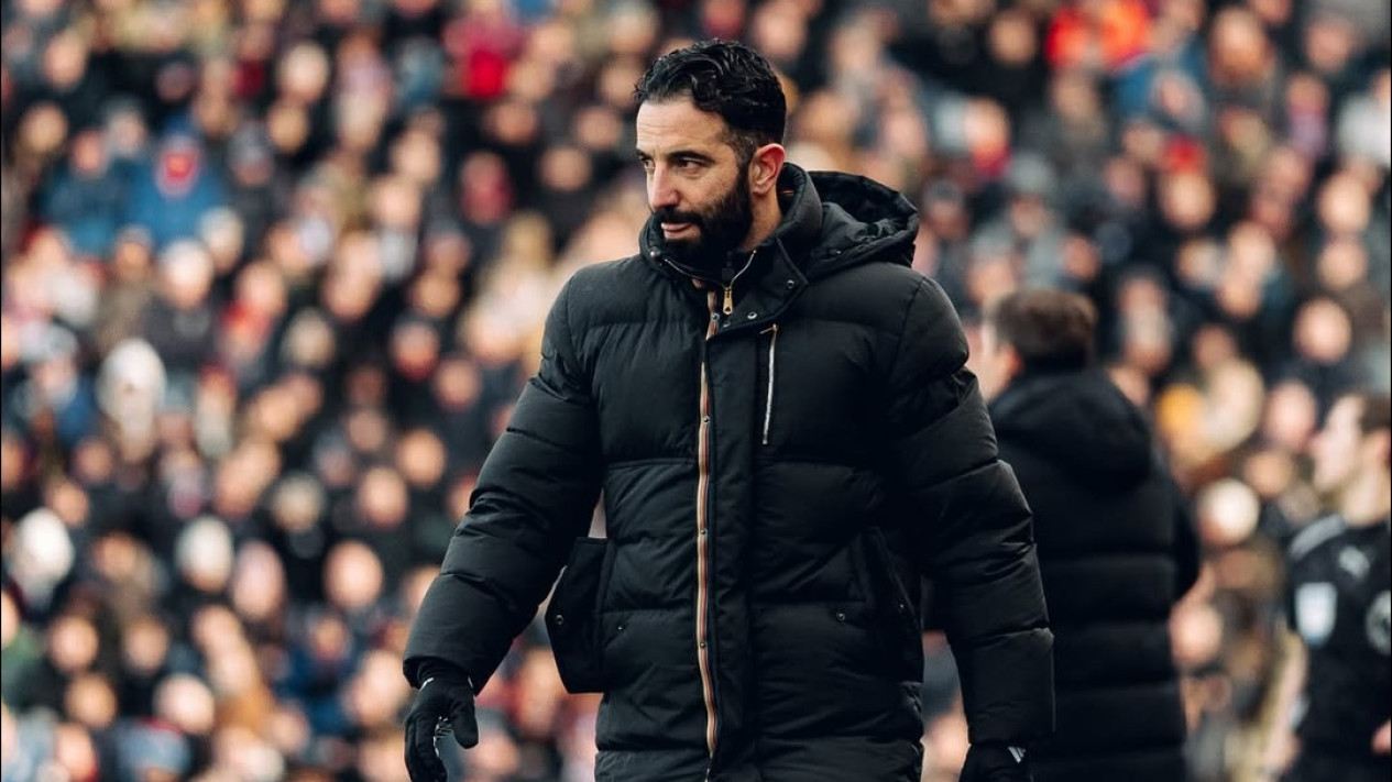 Dominasi Wajah Lama, 3 Sosok Ini Dianggap Cocok Gantikan Ruben Amorim sebagai Pelatih Manchester United
            - galeri foto