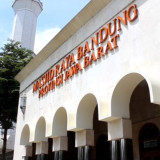 Dedi Mulyadi Jelaskan Alasan Bantuan Operasional Masjid Raya Bandung Dihentikan Pemprov Jabar