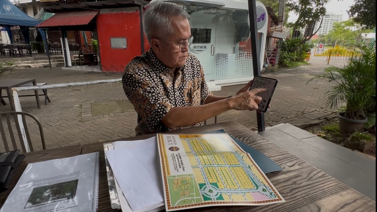 Fasum Berubah Fungsi, Warga Graha Famili Tagih Tanggung Jawab Pemkot Surabaya
            - galeri foto