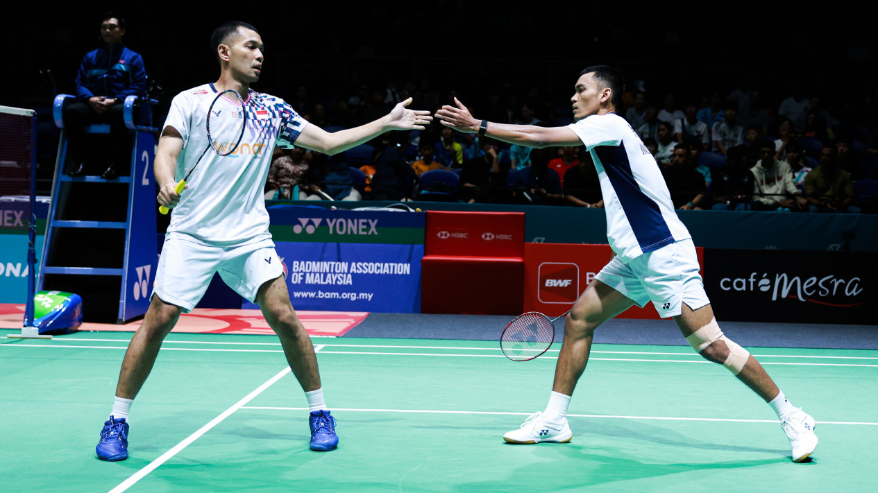 Melangkah Mulus ke 16 Besar, Fajar/Fikri Hentikan Langkah Ganda Taiwan di Babak 32 Besar Malaysia Open 2026
            - galeri foto