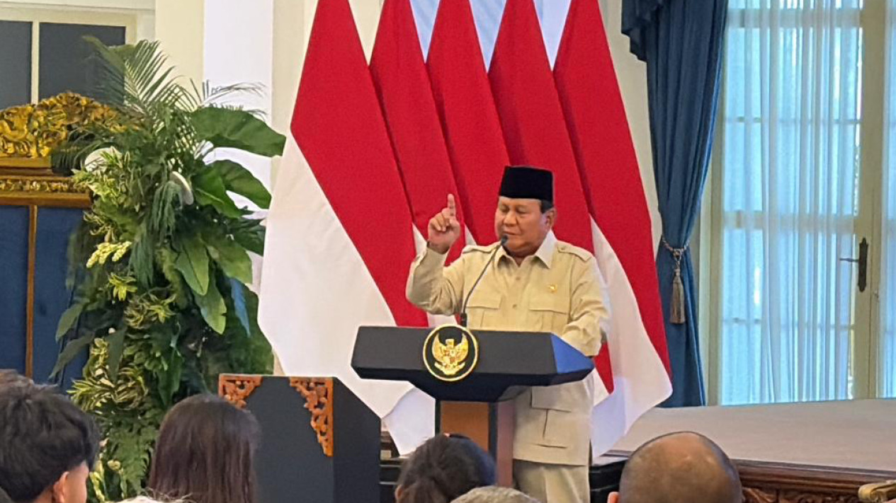 Kelakar Prabowo saat Bagikan Bonus SEA Games 2025: Berprestasi Semua Ya yang Namanya Prabowo
            - galeri foto