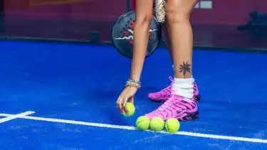 Ilustrasi bola padel