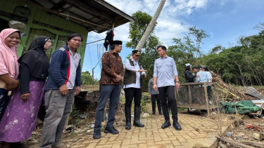 Tinjau Wilayah Terdampak Banjir di Kalsel, Gibran Rakabuming Raka Jamin Akan Hal Ini