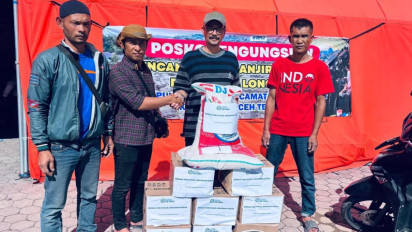 Bantu Pemulihan Warga Terdampak Bencan di Aceh, YIS Distribusikan Paket Bantuan Sembako