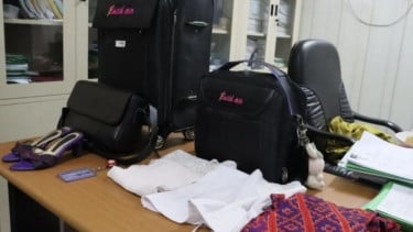 Hasil Pemeriksaan Polres Bandara Soekarno-Hatta terhadap Pramugari Gadungan: Atribut, Koper hingga Selop Diamankan