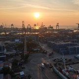 Dampak Perang, Tekanan Harga Komoditas Global Justru Dinilai Menguntungkan Indonesia