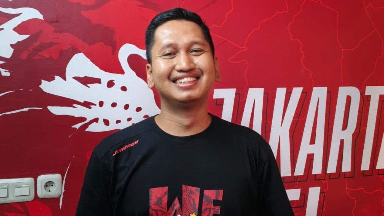 The Jakmania Turun Gunung Jelang Persib Vs Persija, Media Officer Bicara Reaksi Pemain dan Target Besar Macan Kemayoran
            - galeri foto
