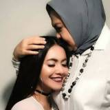 Denada Akui Sempat Rahasiakan Kehamilan dari Emilia Contessa, Ibu Kandung Ressa Rizky itu Ungkap Alasannya 