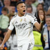 Kylian Mbappe Balik ke Skuad Real Madrid, Alvaro Arbeloa Beri Peringatan Keras kepada Manchester City