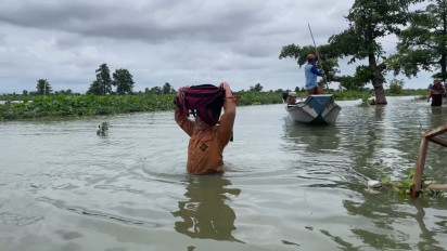Banjir Bengawan Jero di Lamongan Kian Tinggi, Warga Terisolasi Hampir Dua Bulan
