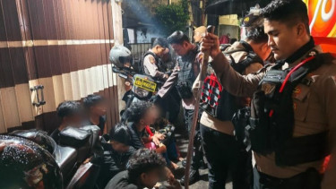 Berkat Laporan Warga ke 110, Polisi Berhasil Gagalkan 'Perang' Remaja di Palmerah Jakbar