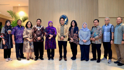Gubernur Khofifah Temui Menko PMK dan Menkes, Tegaskan Kesiapan RSUD Dr Soetomo Jadi World Class Academic Medical Center