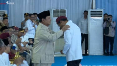 Gus Ipul Nangis di Hadapan Prabowo Saat Peresmian Sekolah Rakyat: Kami Ingin Ini Dikenang Sebagai Sejarah