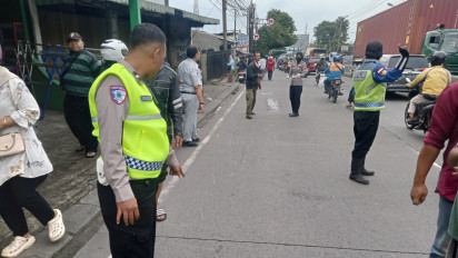 Terserempet Truk Misterius, Seorang Ibu Tewas dalam Kecelakaan Maut di Jalur Semarang–Solo