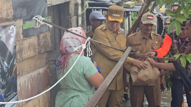 Percepat Penanganan Banjir, Pemkab Lamongan Optimalkan Pompa hingga Fasilitasi Perahu Bagi Korban Banjir