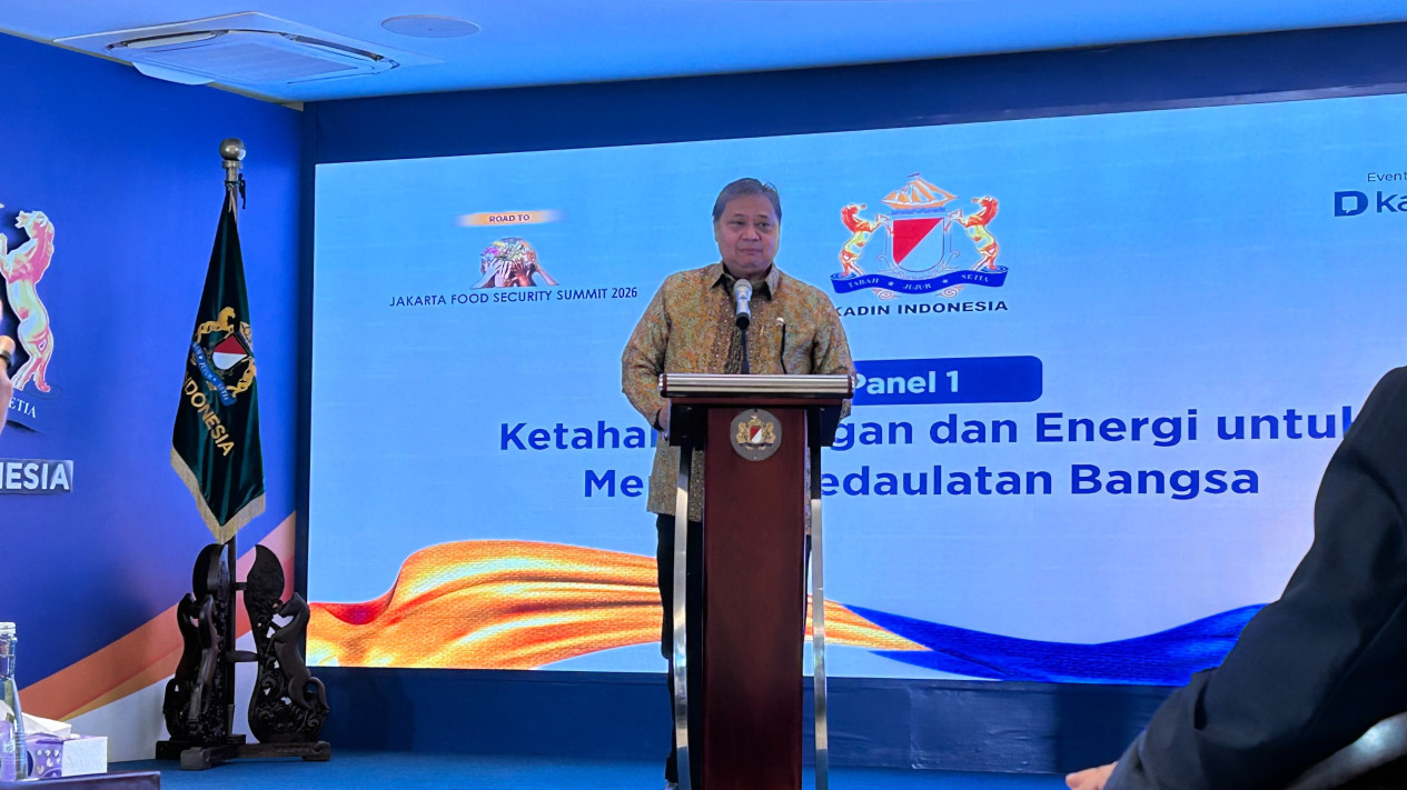 Airlangga Bangga Produksi Beras Nasional Tertinggi Sepanjang Sejarah: Ketahanan Pangan Penentu Keamanan Industri
            - galeri foto