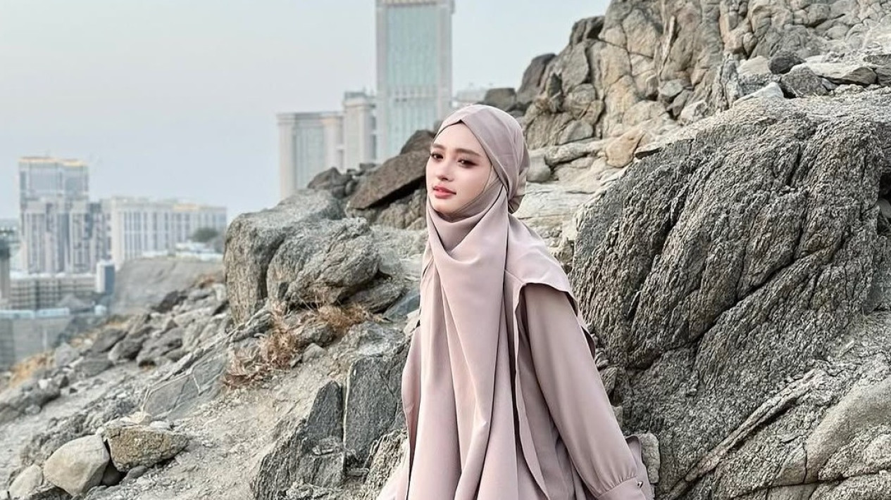 Meski Ditolak Damai oleh Wardatina Mawa, Pihak Inara Rusli Yakin Perdamaian Tetap akan Terjadi, Singgung Masa Depan Anak
            - galeri foto