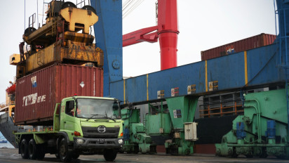 TPK Ternate Catat Pertumbuhan Positif Arus Peti Kemas Sepanjang 2025