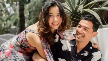 Hesti Purwadinata dan sang suami, Edo Borne