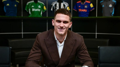 Tak Tergoda Klub Lain, Sven Botman Perpanjang Kontrak Jangka Panjang di Newcastle