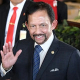 Sultan Brunei Darussalam Hassanal Bolkiah Jalani Operasi Lutut